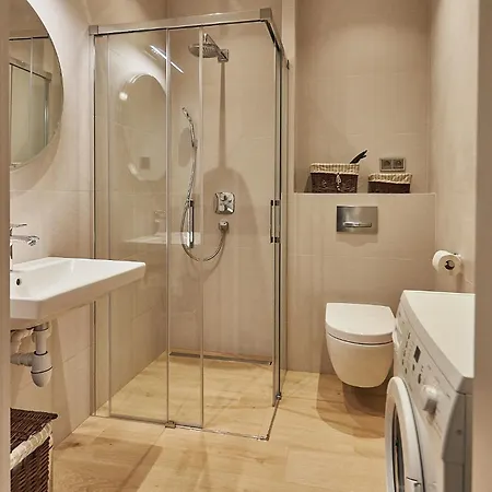 - Lividus 436 アパート *